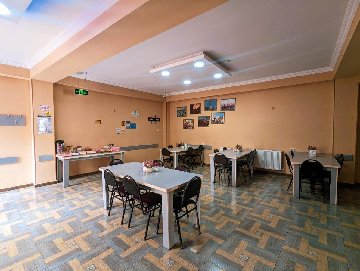 Tbilisi Airport Hotel - Atu Buitenkant foto