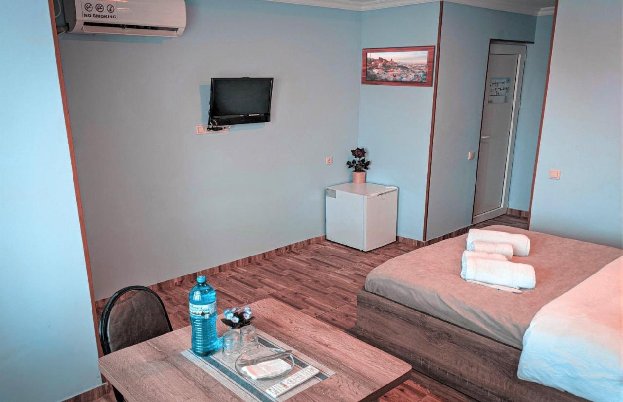 Tbilisi Airport Hotel - Atu Buitenkant foto